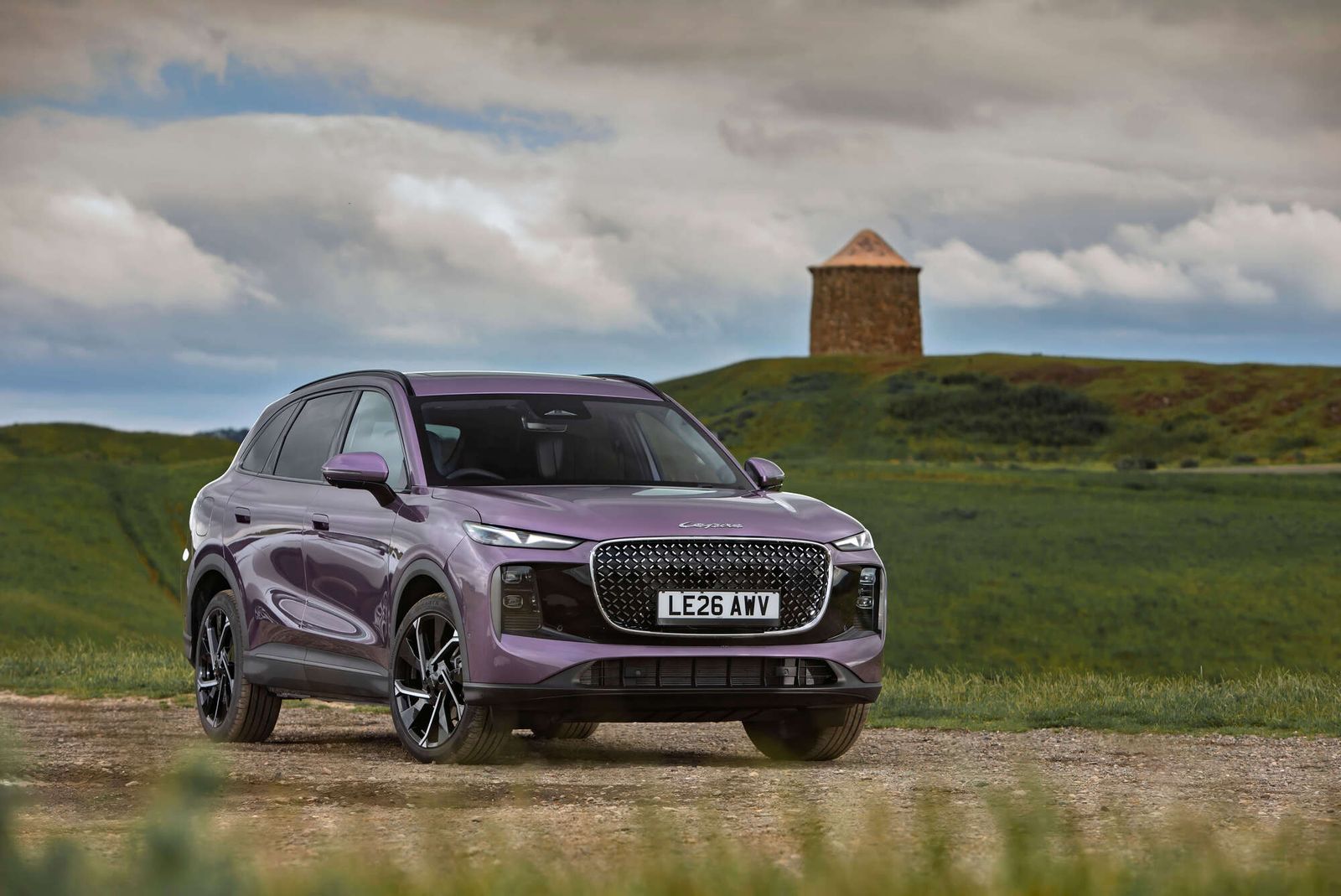 LEPAS confirms full UK specification and pricing of flagship L8 premium SUV